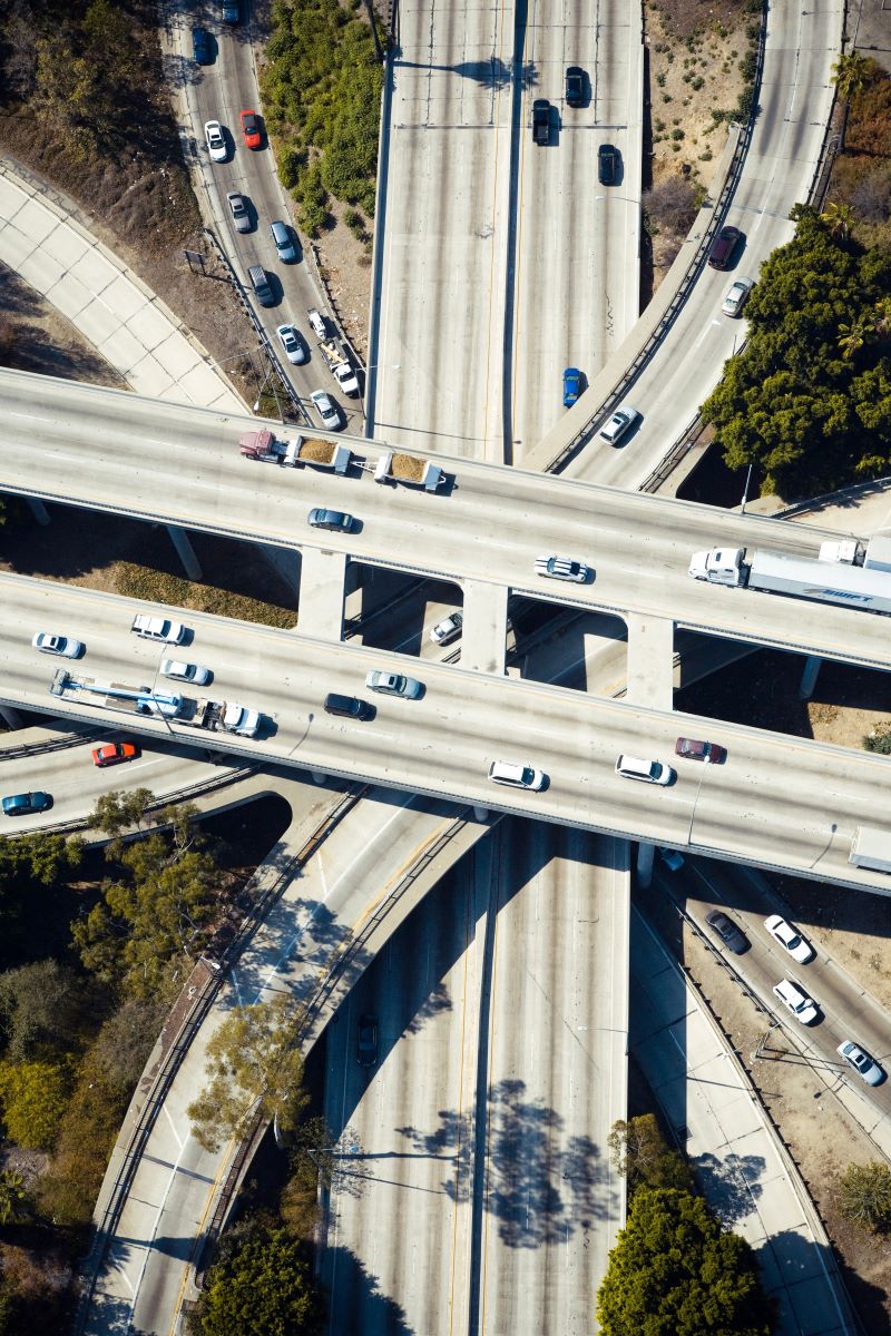 Los Angeles highway intersection of 101 and 110. Photo by Daniel Lee,unsplash.